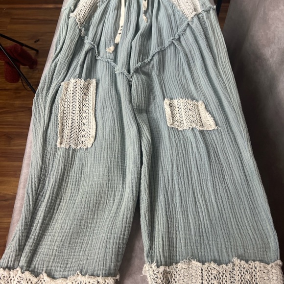 POL Teal Pants with Cream Lace Accents - Picture 3 of 8